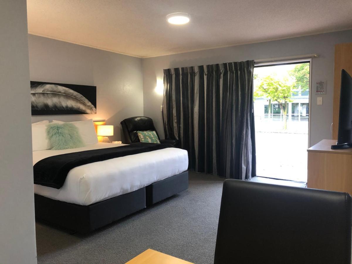Hacienda Motor Lodge Palmerston North Extérieur photo