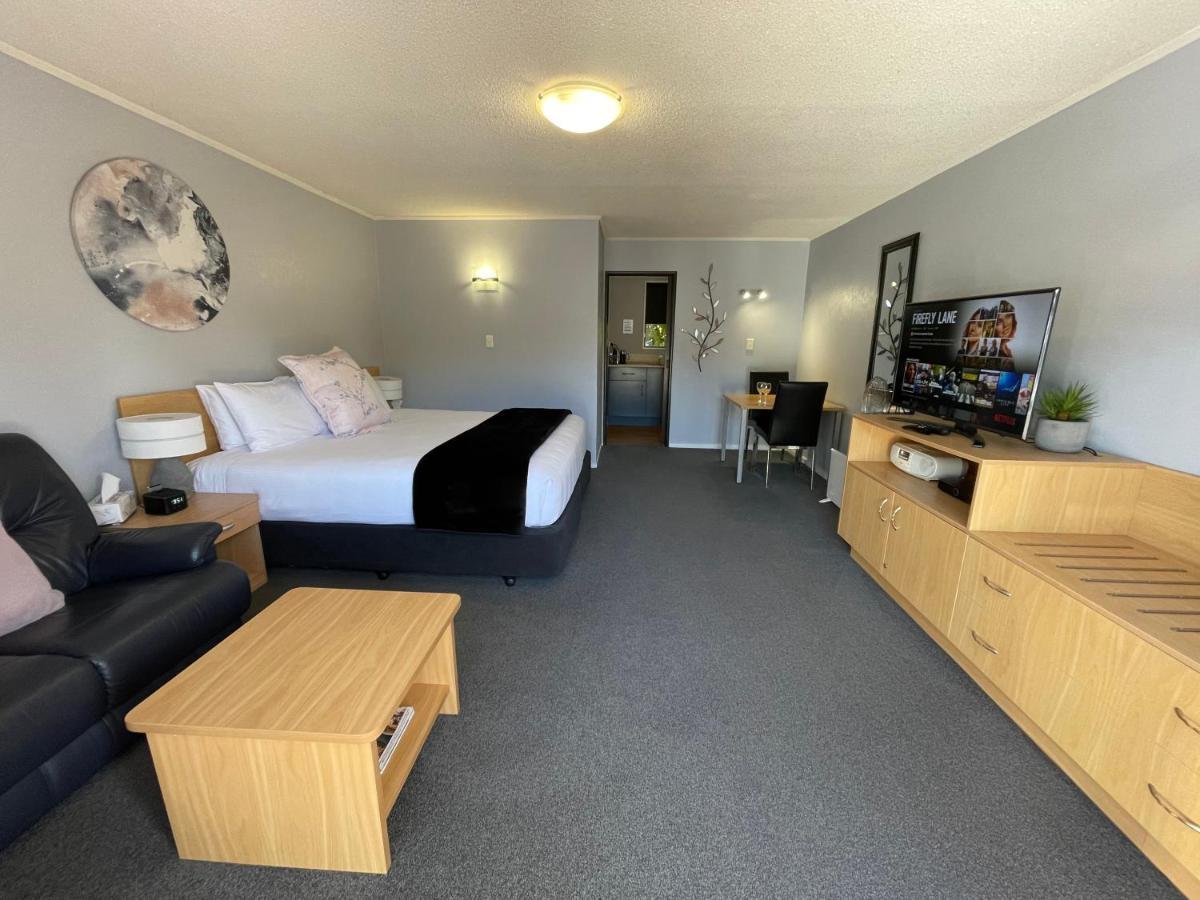 Hacienda Motor Lodge Palmerston North Extérieur photo