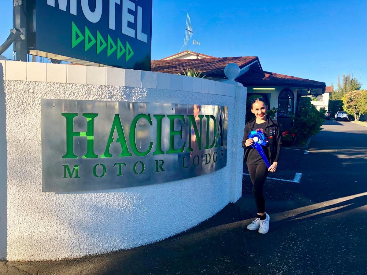 Hacienda Motor Lodge Palmerston North Extérieur photo